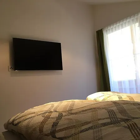 فيرينفونونغ نيوباو