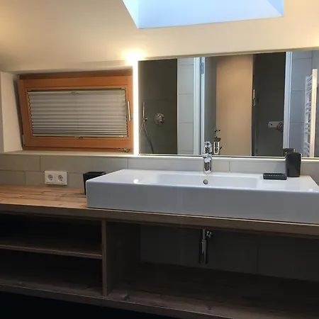 Neubau Апартаменты